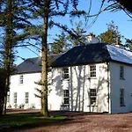 לינה וארוחת בוקר Cannaway House מקרום