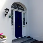 Cannaway House לינה וארוחת בוקר 4*