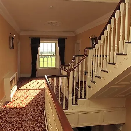 Cannaway House 4*