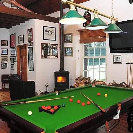 Bed & Breakfast Cannaway House 4*