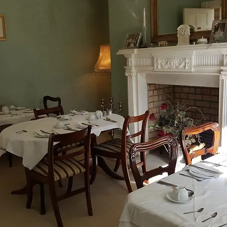 Bed & Breakfast Cannaway House Macroom