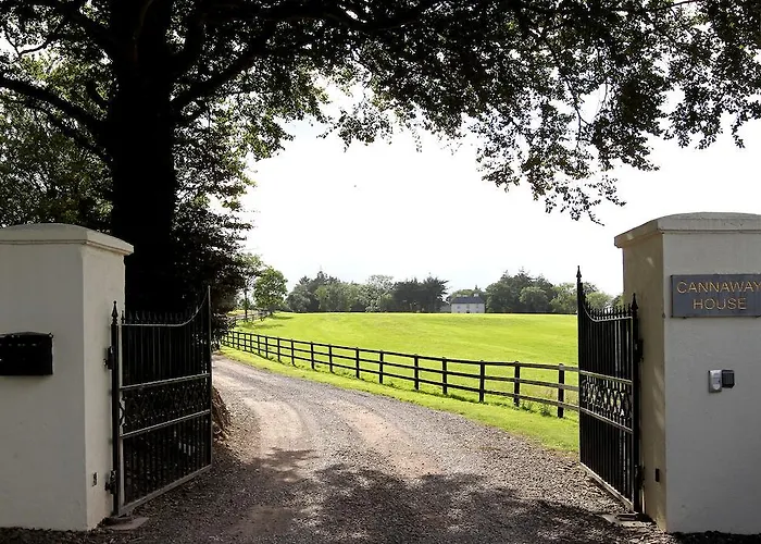 Cannaway House 4*